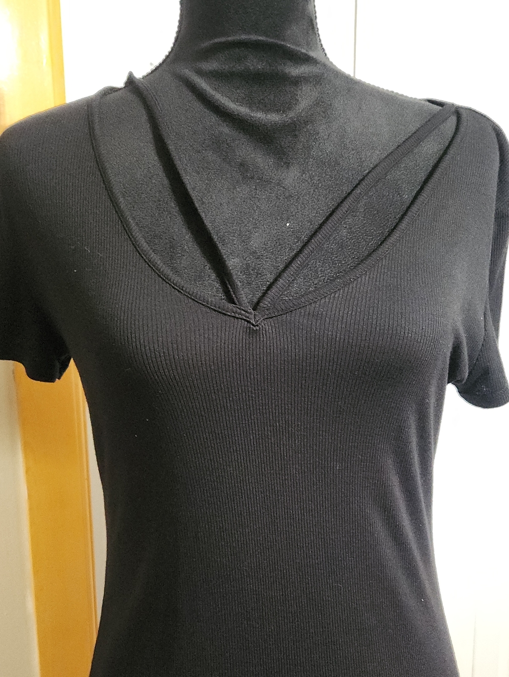 Women's Black Ribbed Short-Sleeve Tee with Double V Neck